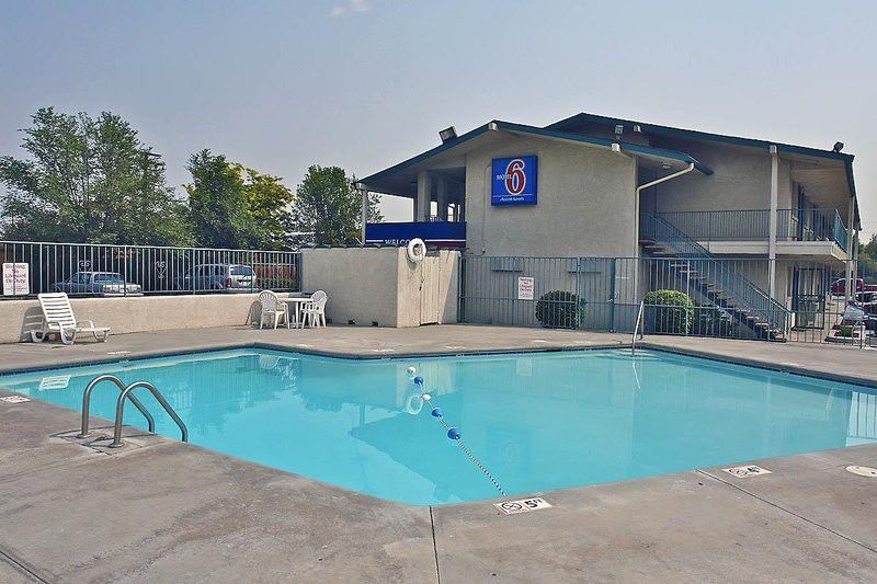 Park Inn By Radisson, Lakewood Exterior photo