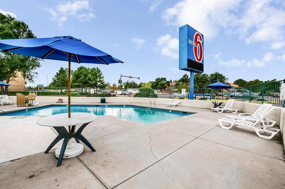 Park Inn By Radisson, Lakewood Exterior photo