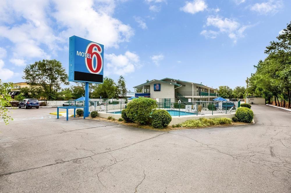 Park Inn By Radisson, Lakewood Exterior photo